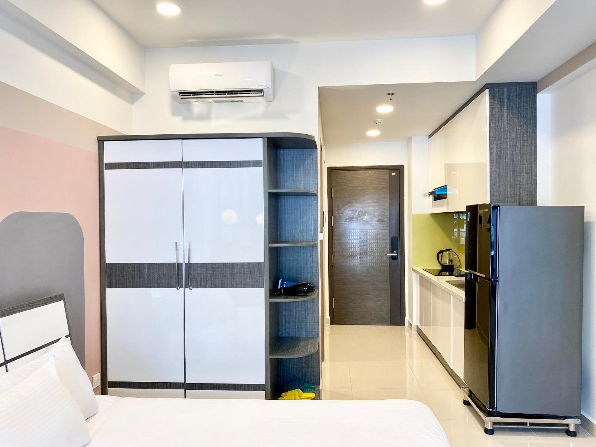 הו צ'י מין סיטי Yu Stay Lux And Cozy 2Bedrs In Soho Residence Near Bui Vien Walking Street מראה חיצוני תמונה