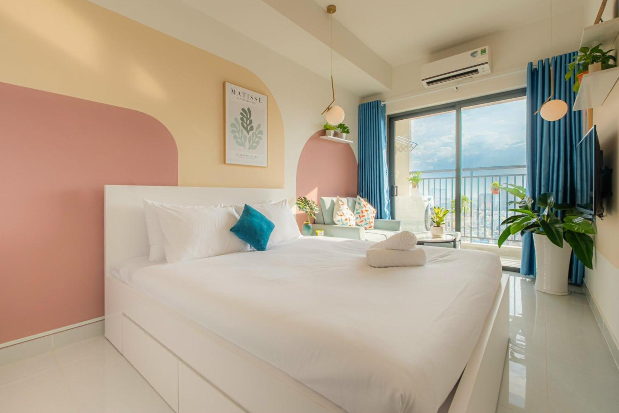 הו צ'י מין סיטי Yu Stay Lux And Cozy 2Bedrs In Soho Residence Near Bui Vien Walking Street מראה חיצוני תמונה